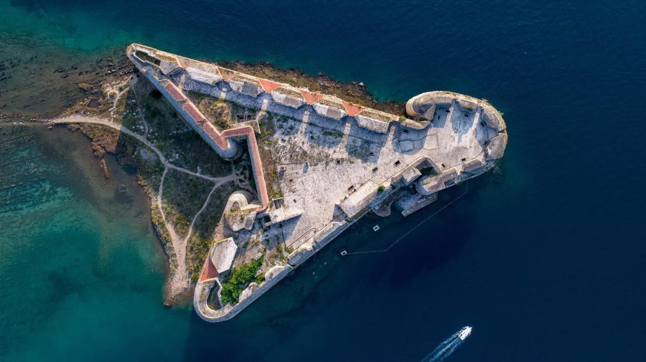 Vanilla Apartment Sibenik Bagian luar foto