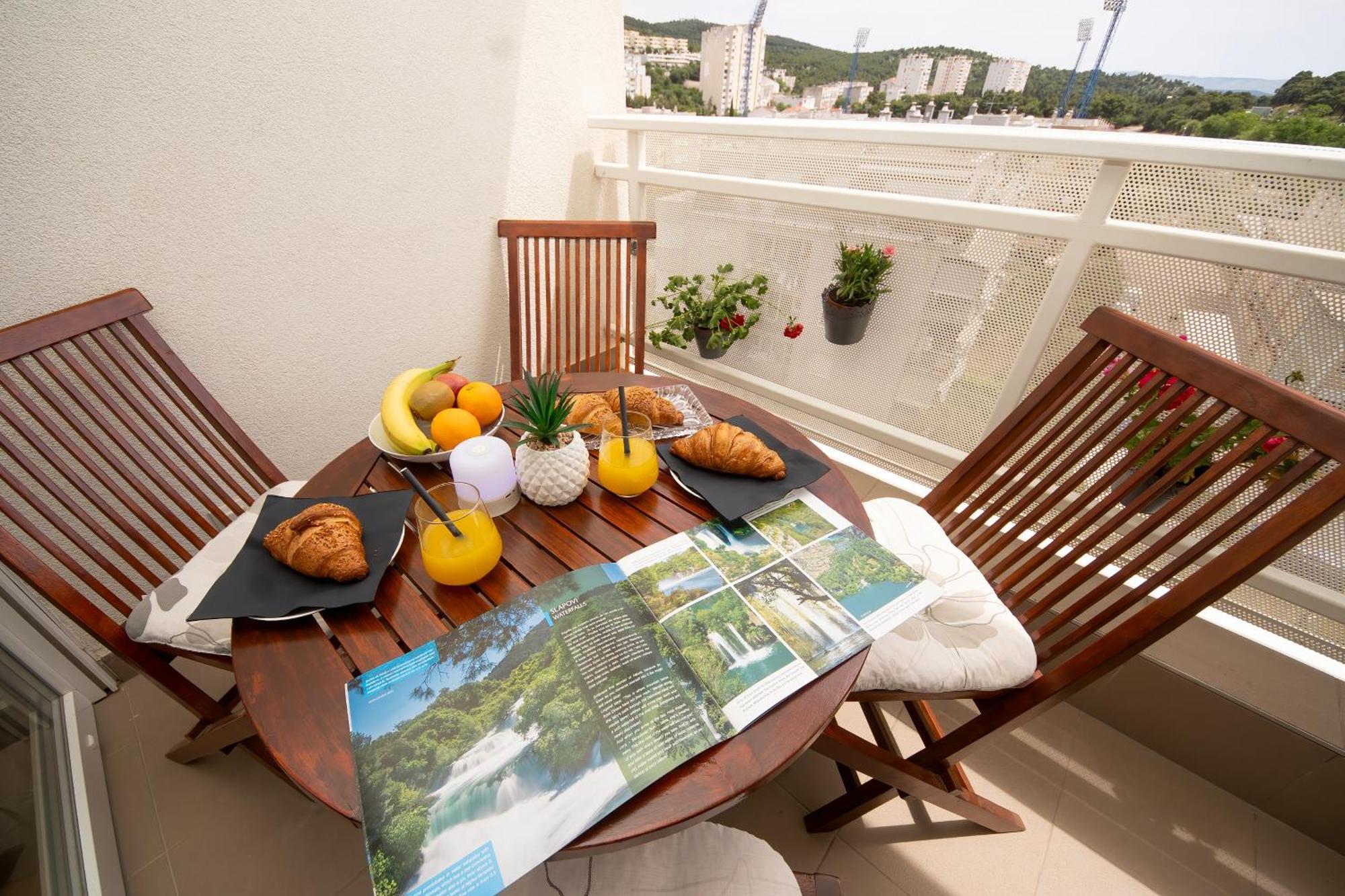 Vanilla Apartment Sibenik Bagian luar foto